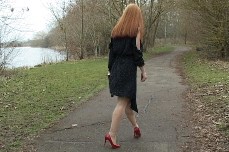  sexy legs in heels