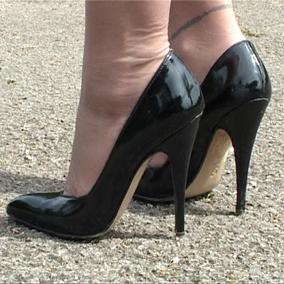  stiletto shoe fetish